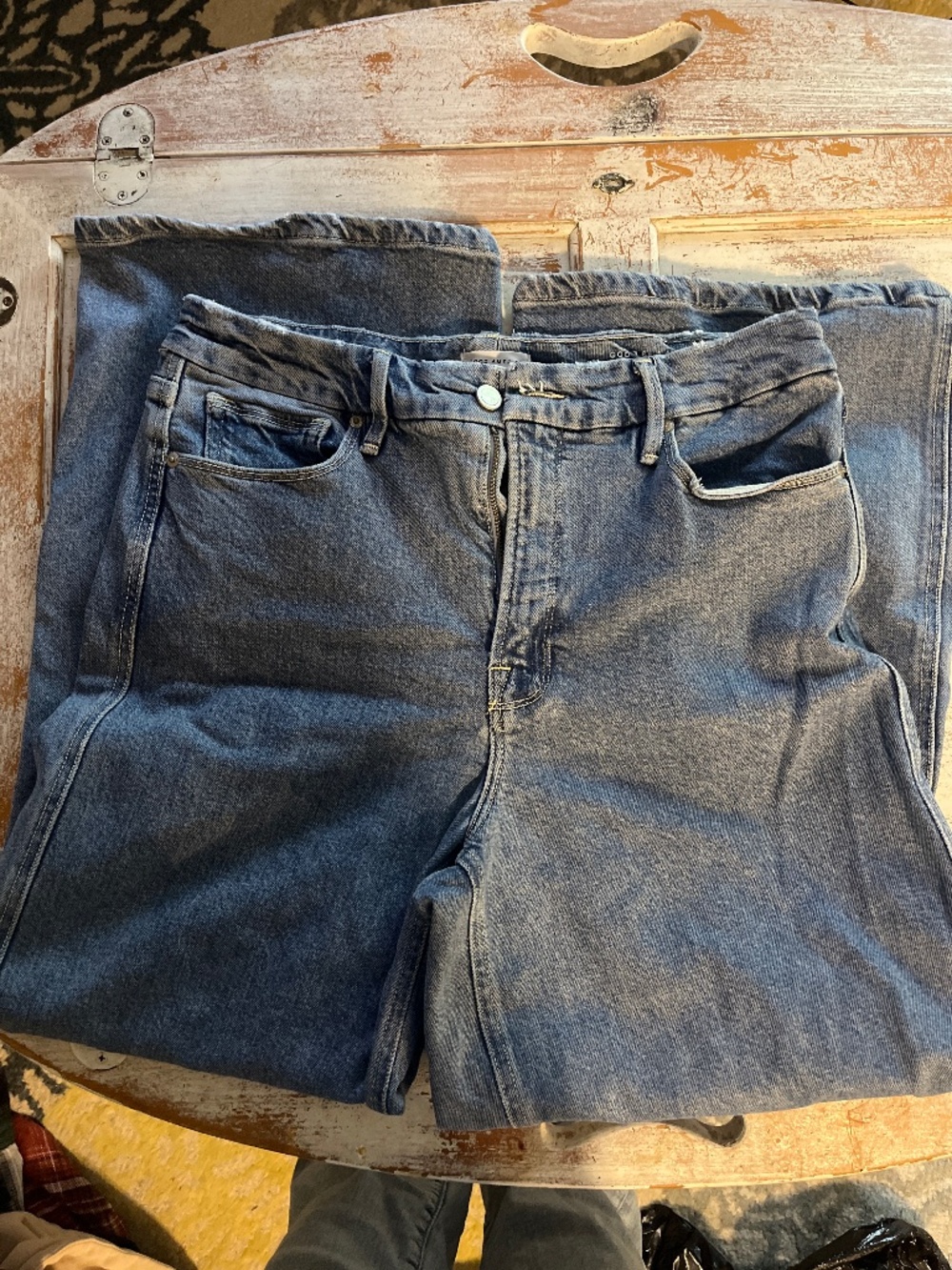 Good American good skate crop jeans
